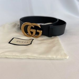Gucci GG Logo Leather Belt